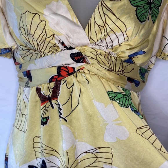 Y2K Voom Yellow Butterfly Print Blouse – Size M – Whimsical, Flowy, and Fabulous - Picture 3 of 5